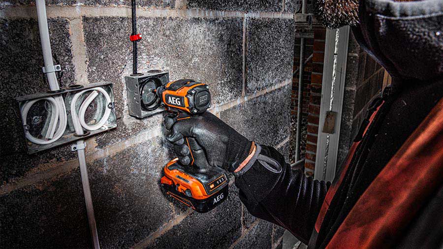 Visseuse à chocs sans fil 18 V AEG BSS18SBL-0 SUBCOMPACT Visseuse à chocs sans fil 18 V AEG BSS18SBL-0 SUBCOMPACT